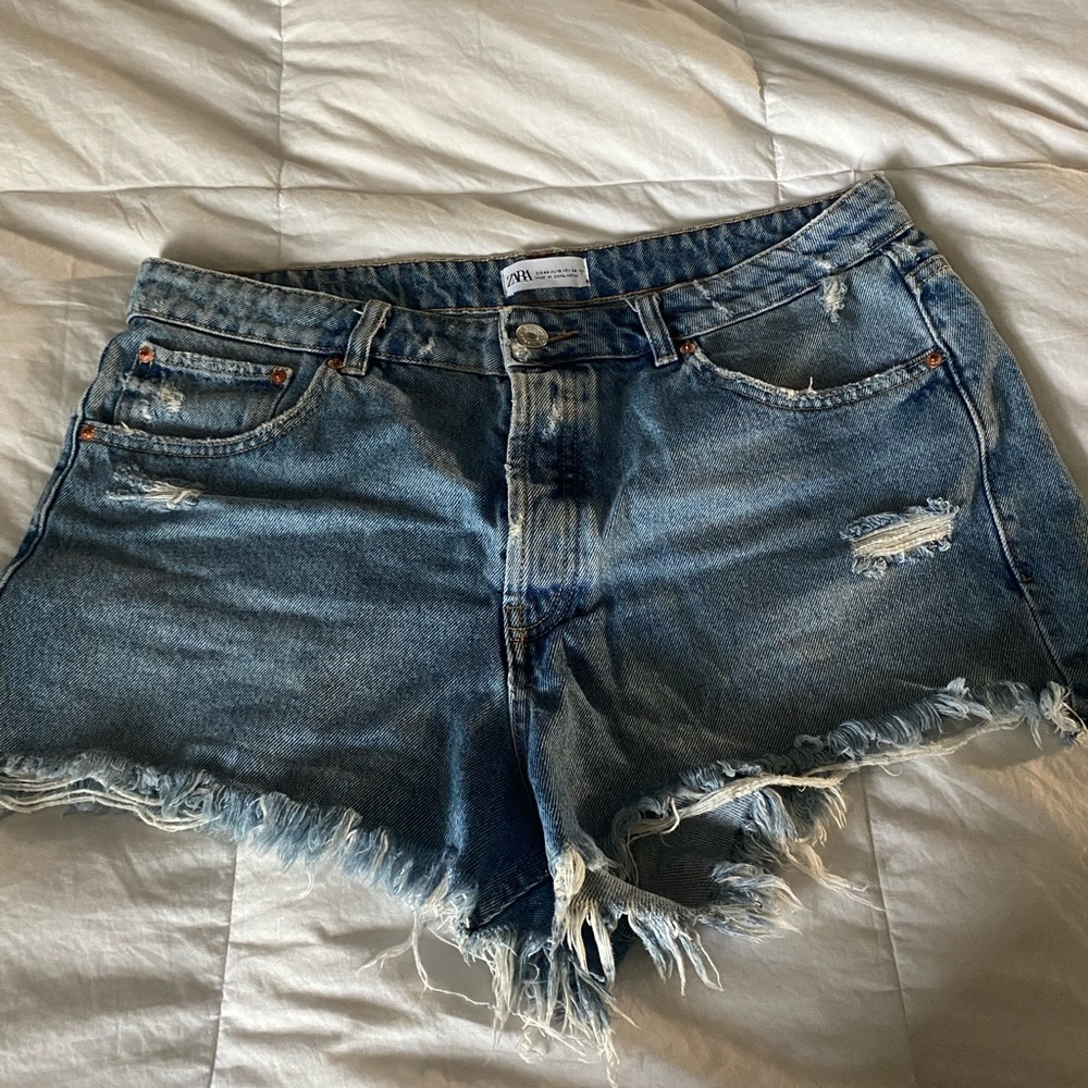 SOLD Zara Jean Shorts